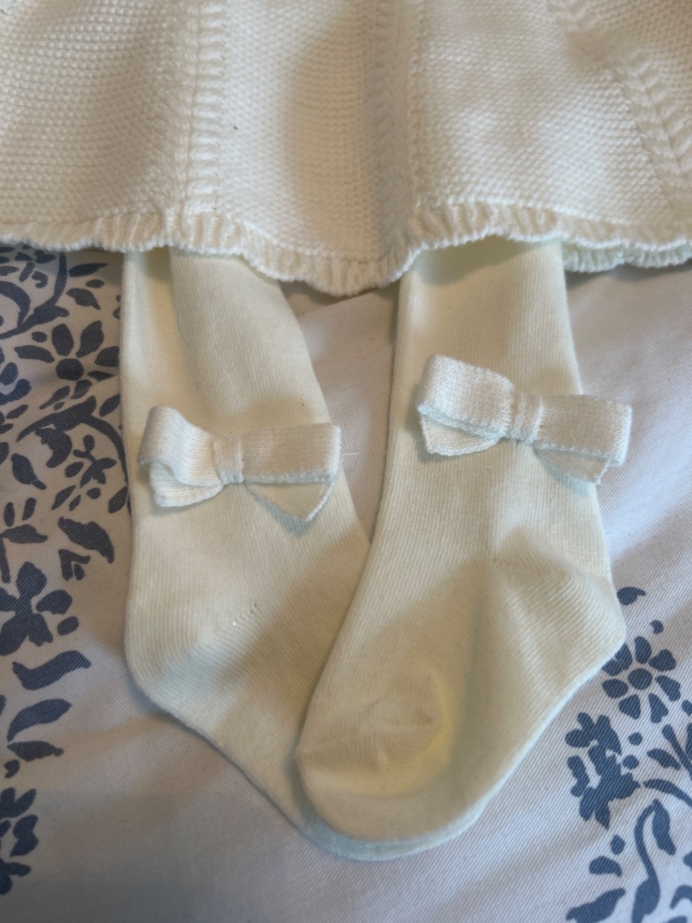 Tahari baby girl 24 month sweater dress 3 piece set - Picture 3 of 5